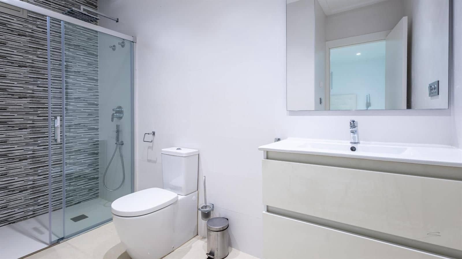 4 Zimmer Villa zu verkaufen in Orihuela Costa mit Pool Garage - 630.000 € (Ref: 9431708)