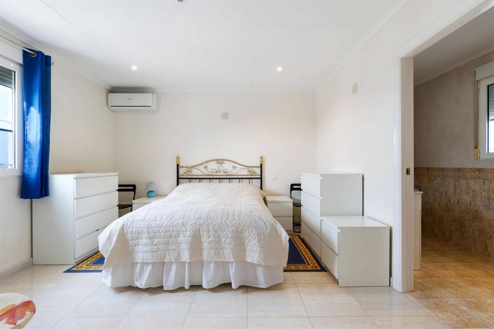 4 sovrum Villa till salu i Torrevieja med pool garage - 549 000 € (Ref: 9431709)