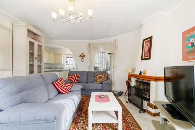 4 sovrum Villa till salu i El Chaparral, Torrevieja med pool garage - 549 000 € (Ref: 9431709)