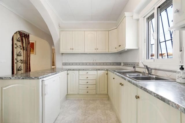 4 sovrum Villa till salu i El Chaparral, Torrevieja med pool garage - 549 000 € (Ref: 9431709)