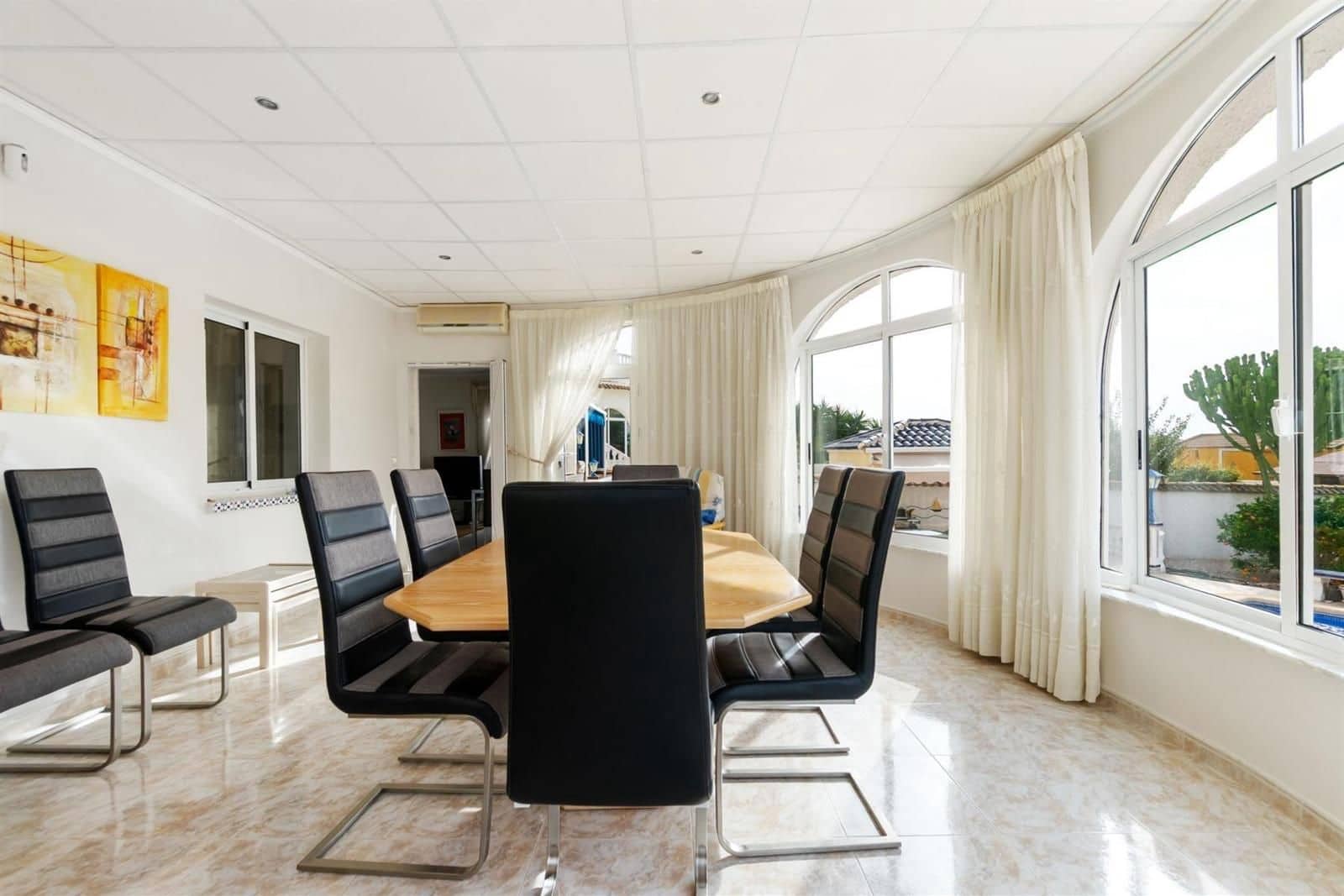 4 sovrum Villa till salu i Torrevieja med pool garage - 549 000 € (Ref: 9431709)