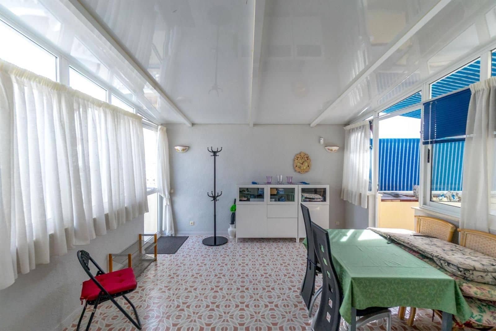 4 sovrum Villa till salu i Torrevieja med pool garage - 549 000 € (Ref: 9431709)