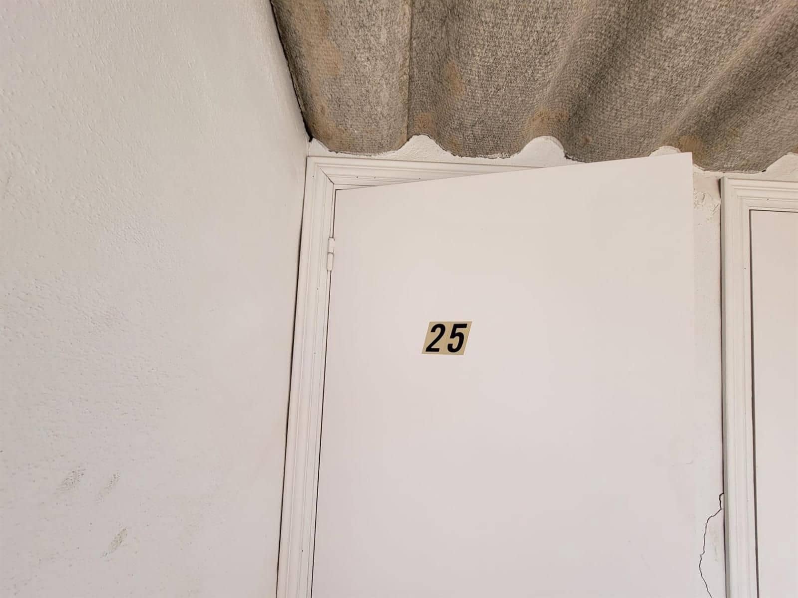 3 slaapkamer Penthouse te koop in Torrevieja met garage - € 189.000 (Ref: 9438358)