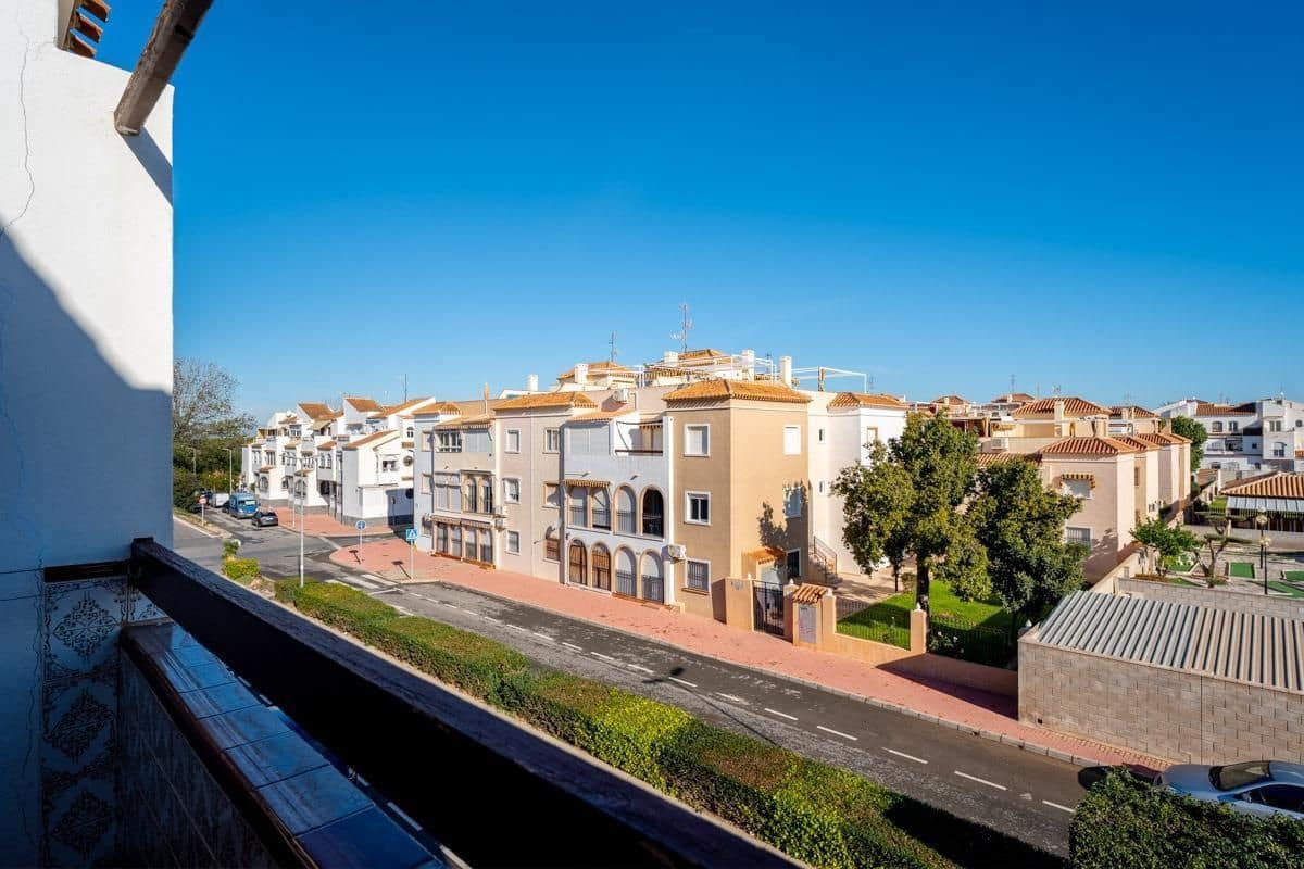 2 soverom Leilighet til salgs i Torrevieja - € 129 000 (Ref: 9443986)