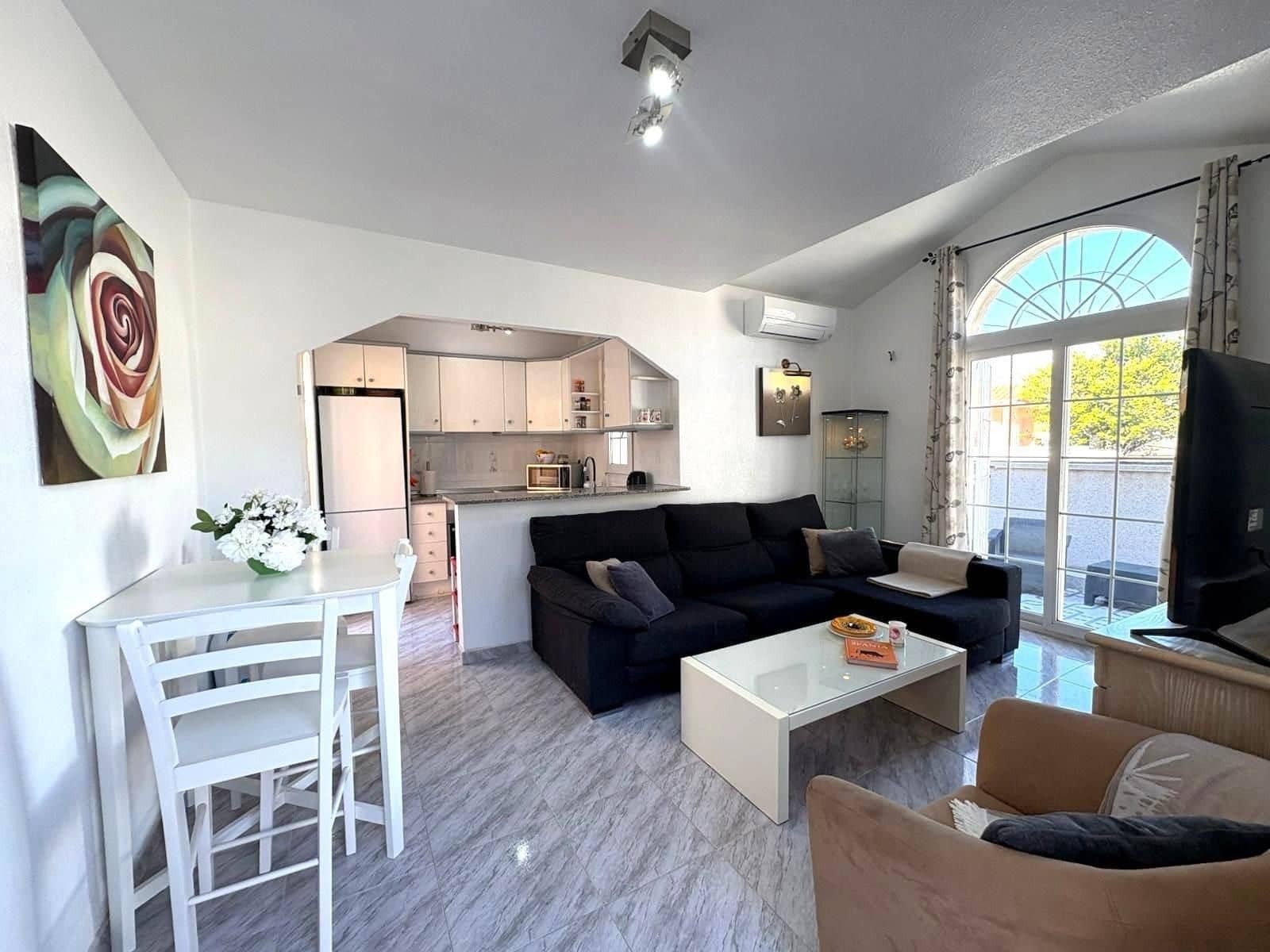 2 sovrum Villa till salu i Torrevieja med pool garage - 169 000 € (Ref: 9443988)