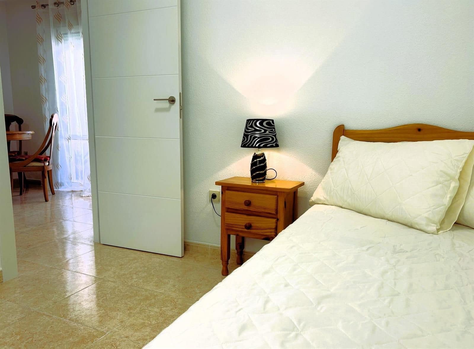 2 bedroom Flat for sale in Torrevieja with pool - € 114,000 (Ref: 9449609)