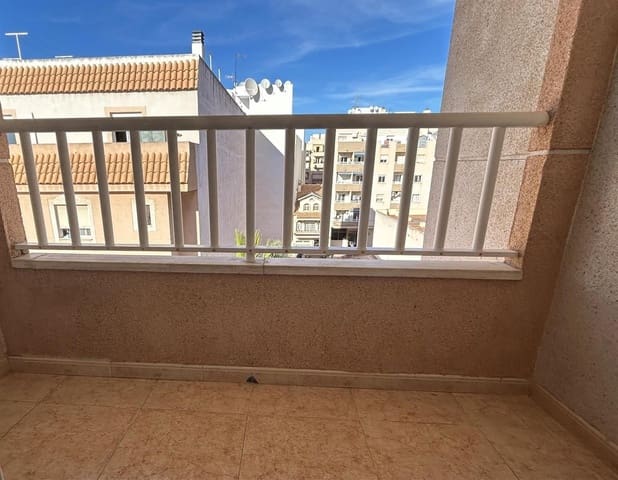 2 bedroom Flat for sale in El Molino, Torrevieja with pool - € 114,000 (Ref: 9449609)