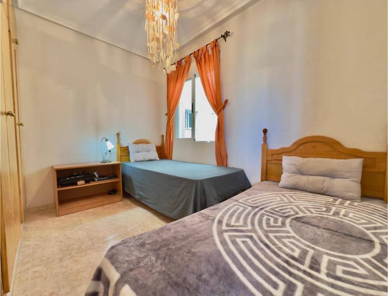 2 chambre Appartement à vendre à Torrevieja avec piscine - 117 000 € (Ref: 9449610)