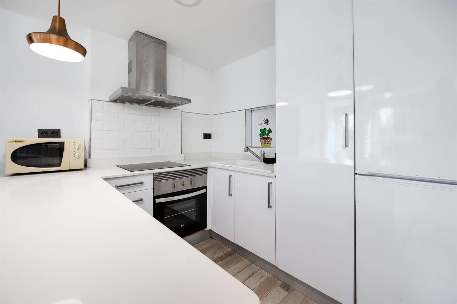 2 makuuhuone Asunto myytävänä paikassa Punta Prima mukana uima-altaan 
autotalli - 199 000 € (Ref: 9449611)