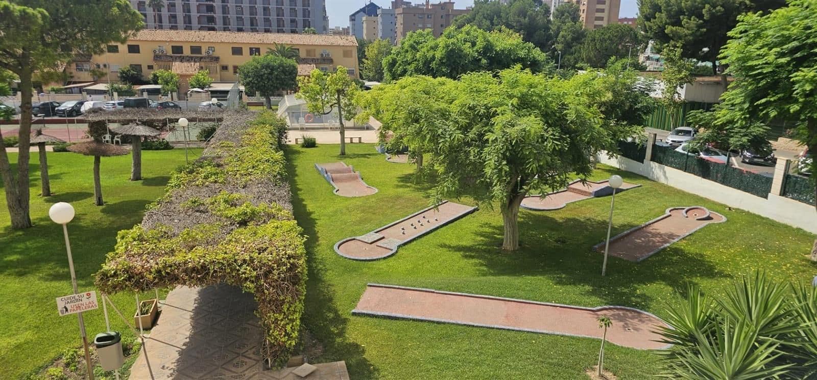 1 soveværelse Lejlighed til salg i Benidorm med swimmingpool garage - € 169.900 (Ref: 9449612)