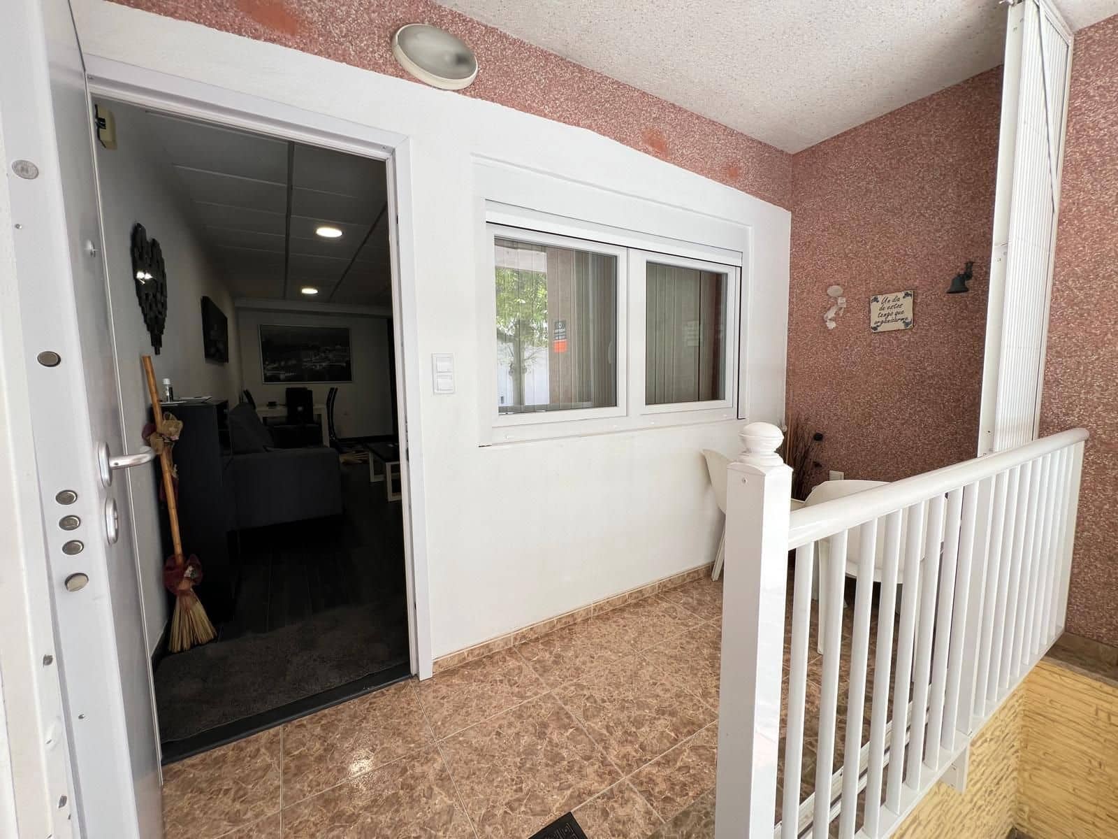 2 Zimmer Wohnung zu verkaufen in Torrevieja - 181.000 € (Ref: 9449615)