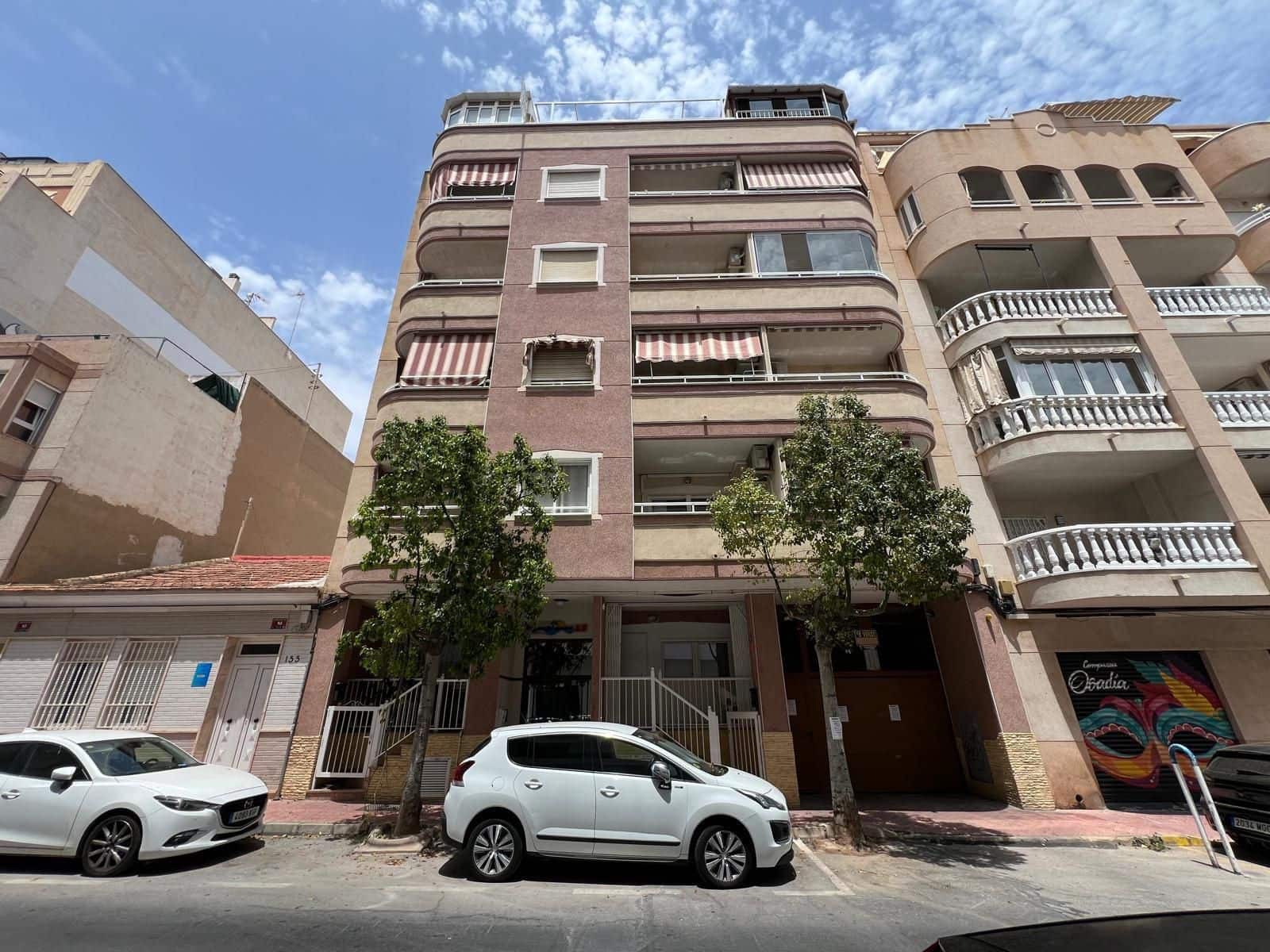 2 Zimmer Wohnung zu verkaufen in Torrevieja - 181.000 € (Ref: 9449615)