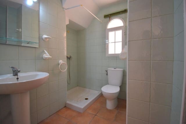 2 makuuhuone Omakotitalo myytävänä paikassa Playa Flamenca, Orihuela mukana uima-altaan - 230 000 € (Ref: 9449619)