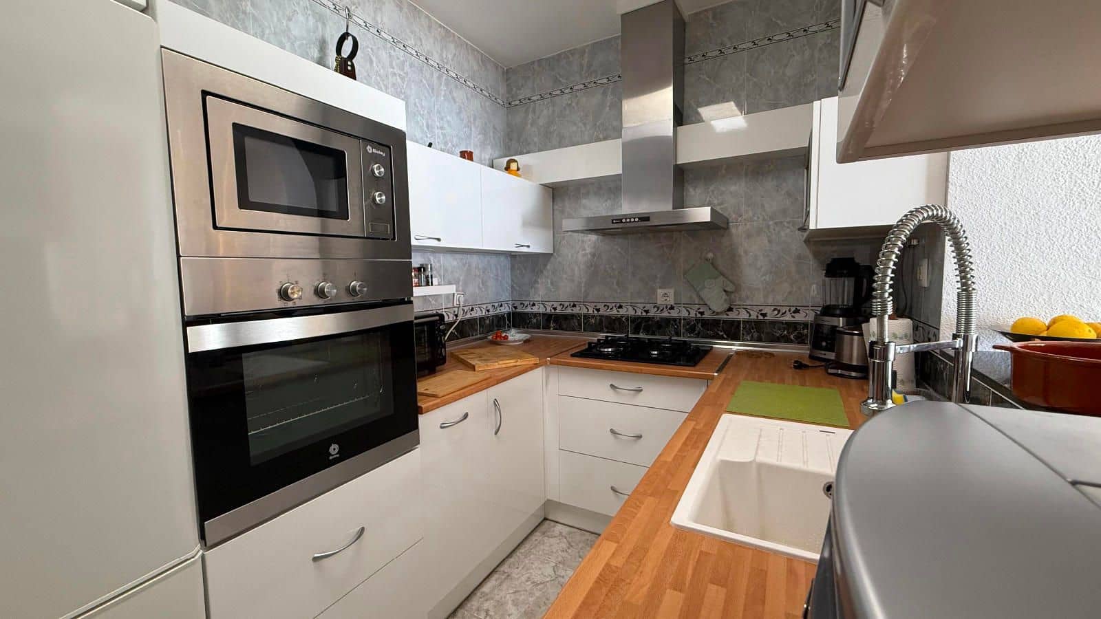 3 quarto Moradia para venda em Torrevieja com piscina - 425 000 € (Ref: 9449620)