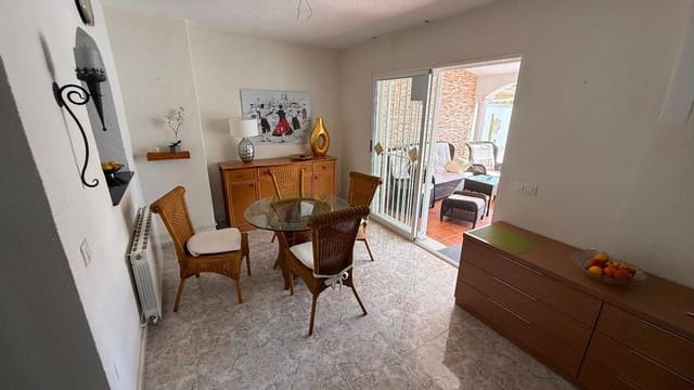 3 quarto Moradia para venda em El Chaparral - La Siesta - La Torreta, Torrevieja com piscina - 425 000 € (Ref: 9449620)
