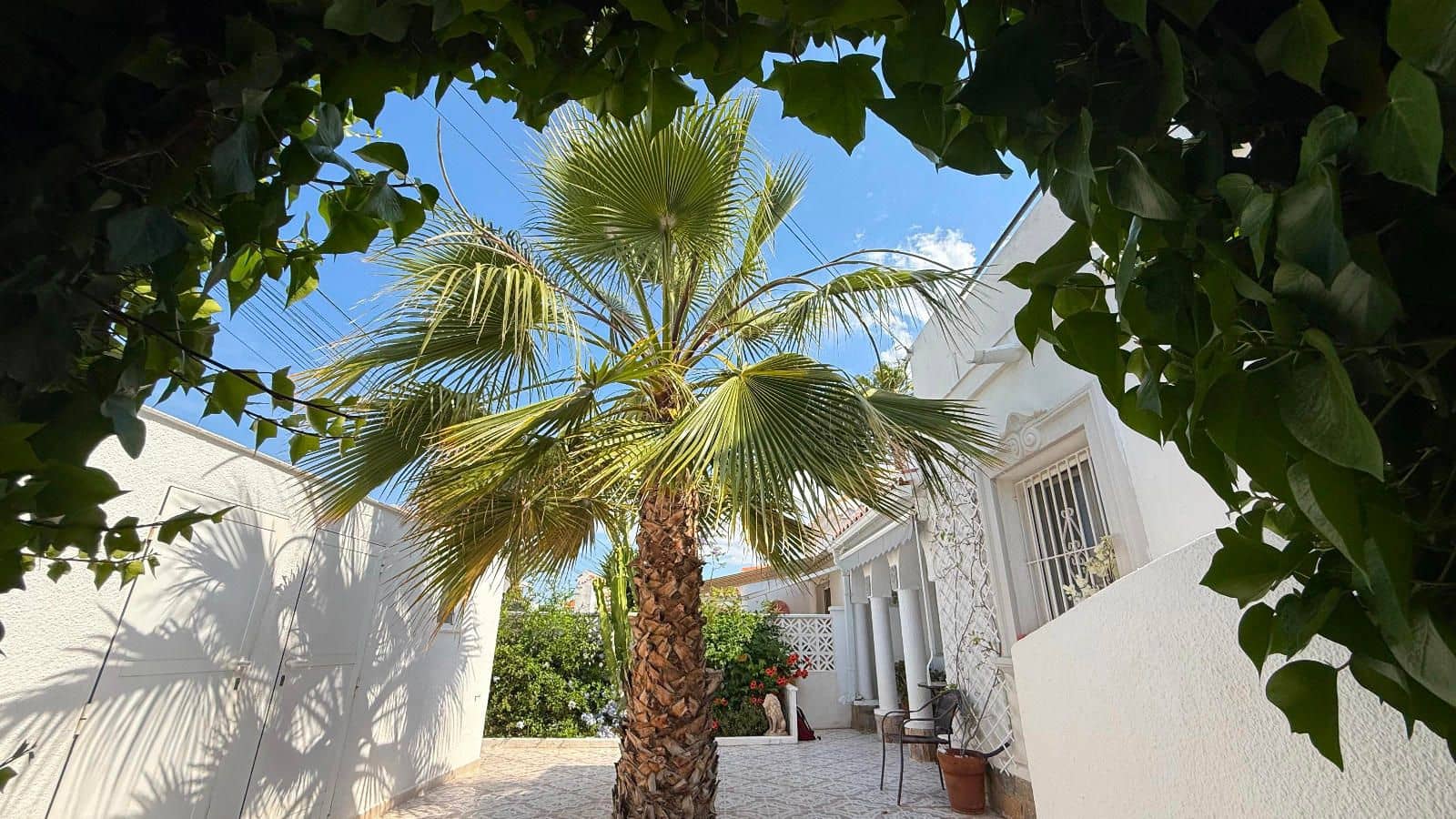 3 quarto Moradia para venda em Torrevieja com piscina - 425 000 € (Ref: 9449620)