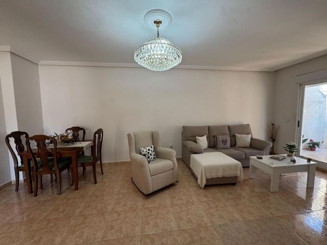 4 slaapkamer Penthouse te koop in Centro - Muelle Pesquero, Torrevieja met zwembad - € 159.900 (Ref: 9449623)