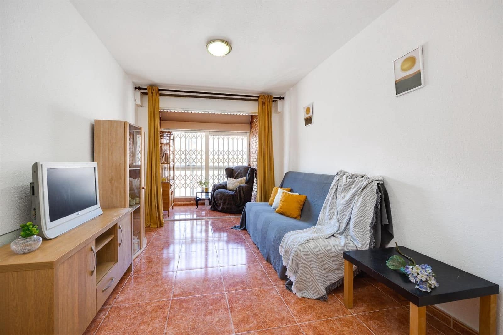 2 makuuhuone Asunto myytävänä paikassa Torrevieja mukana uima-altaan - 119 500 € (Ref: 9449630)