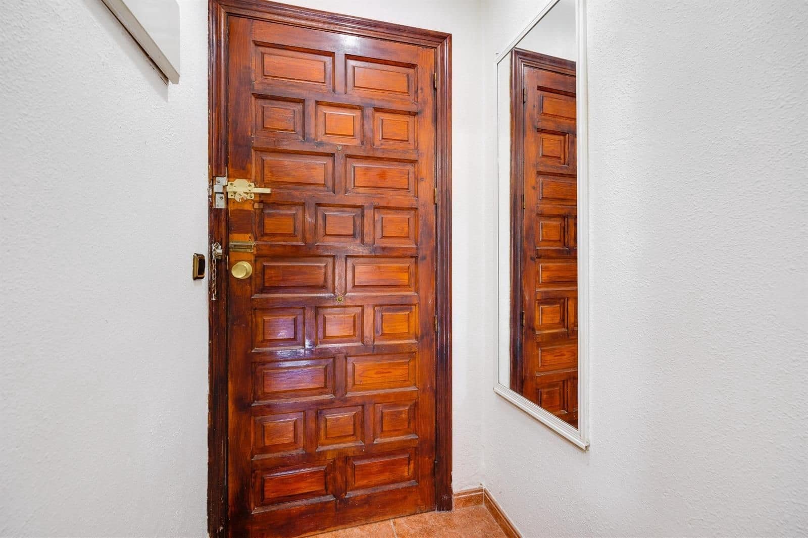 2 makuuhuone Asunto myytävänä paikassa Torrevieja mukana uima-altaan - 119 500 € (Ref: 9449630)