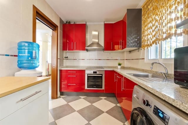 3 soverom Villa til salgs i Los Altos med svømmebasseng garasje - € 345 000 (Ref: 9489855)