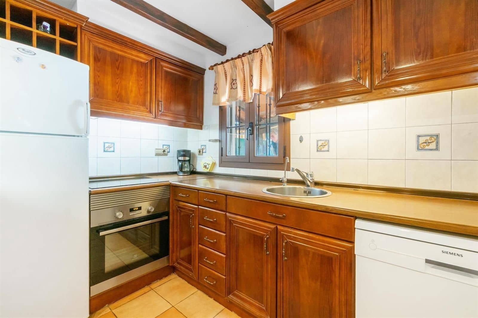 3 bedroom Penthouse for sale in Torrevieja with garage - € 499,000 (Ref: 9489856)