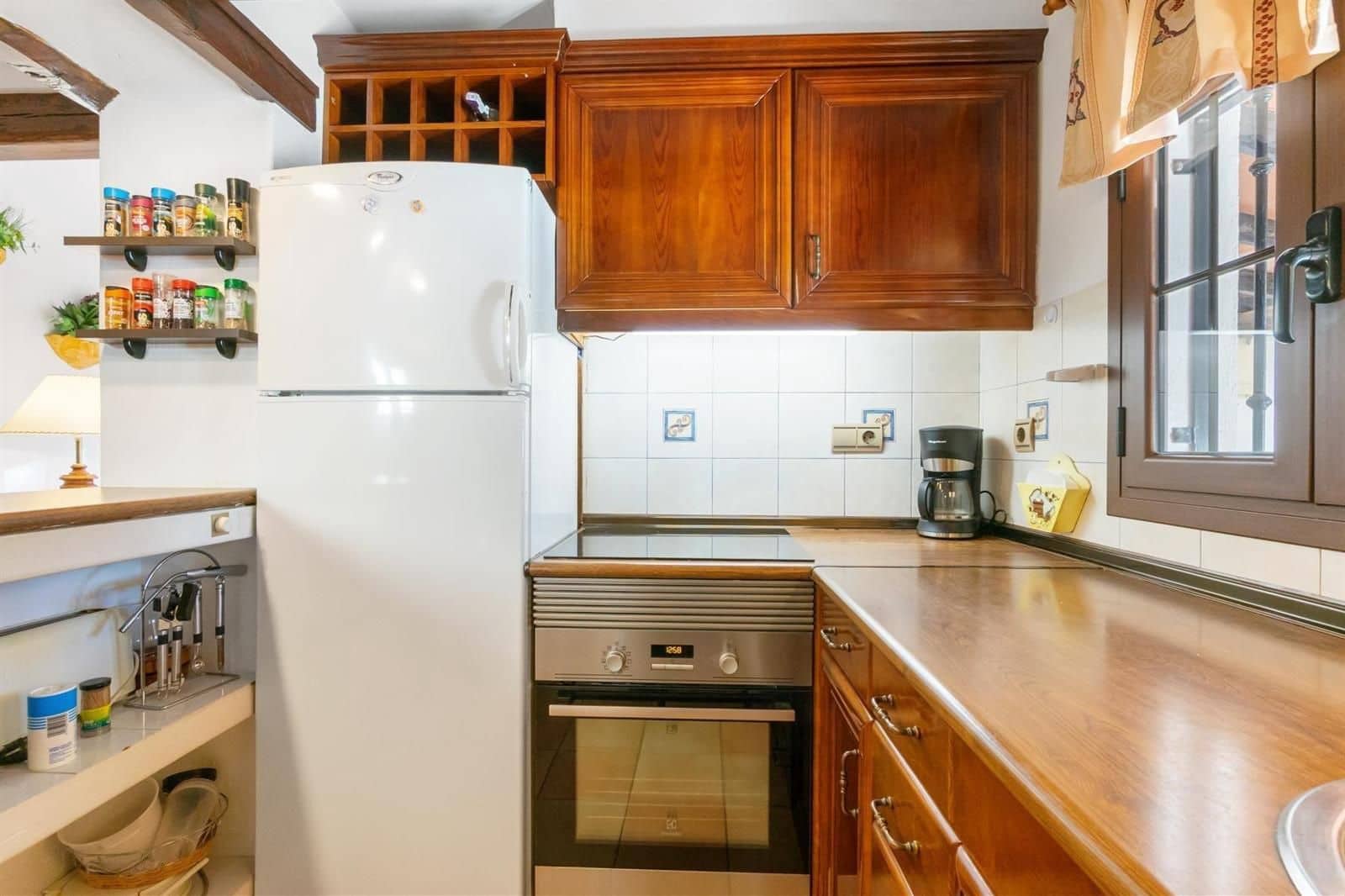 3 bedroom Penthouse for sale in Torrevieja with garage - € 499,000 (Ref: 9489856)