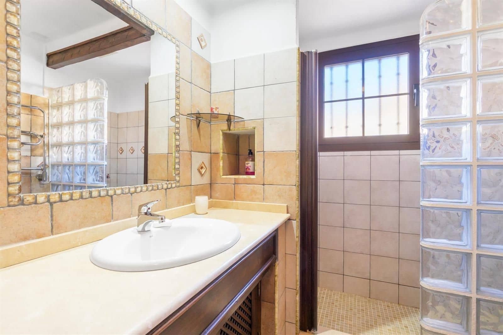 3 bedroom Penthouse for sale in Torrevieja with garage - € 499,000 (Ref: 9489856)