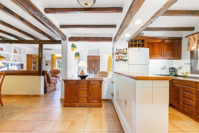 3 bedroom Penthouse for sale in Los Frutales, Torrevieja with garage - € 499,000 (Ref: 9489856)