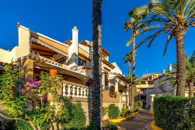 3 bedroom Penthouse for sale in Los Frutales, Torrevieja with garage - € 499,000 (Ref: 9489856)