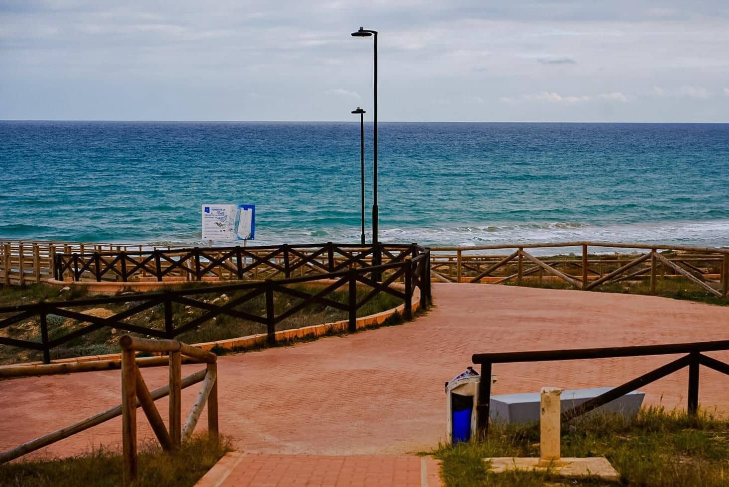 Flat for sale in La Mata with pool - € 115,500 (Ref: 9489858)