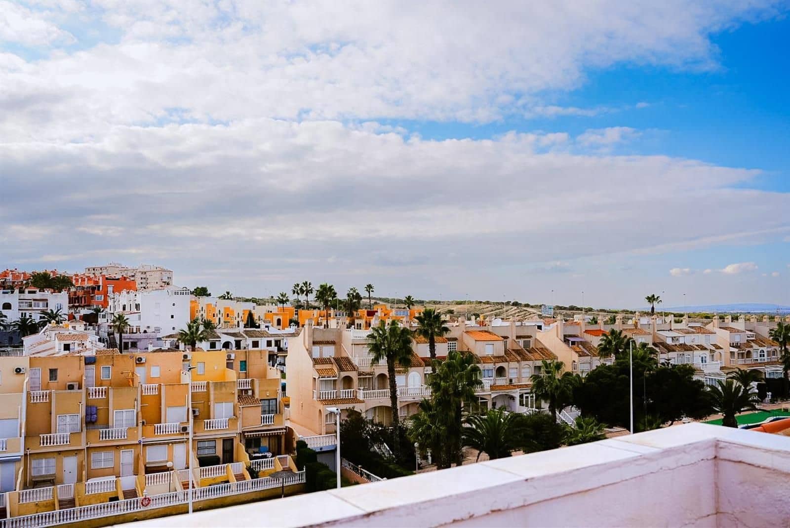 Flat for sale in La Mata with pool - € 115,500 (Ref: 9489858)