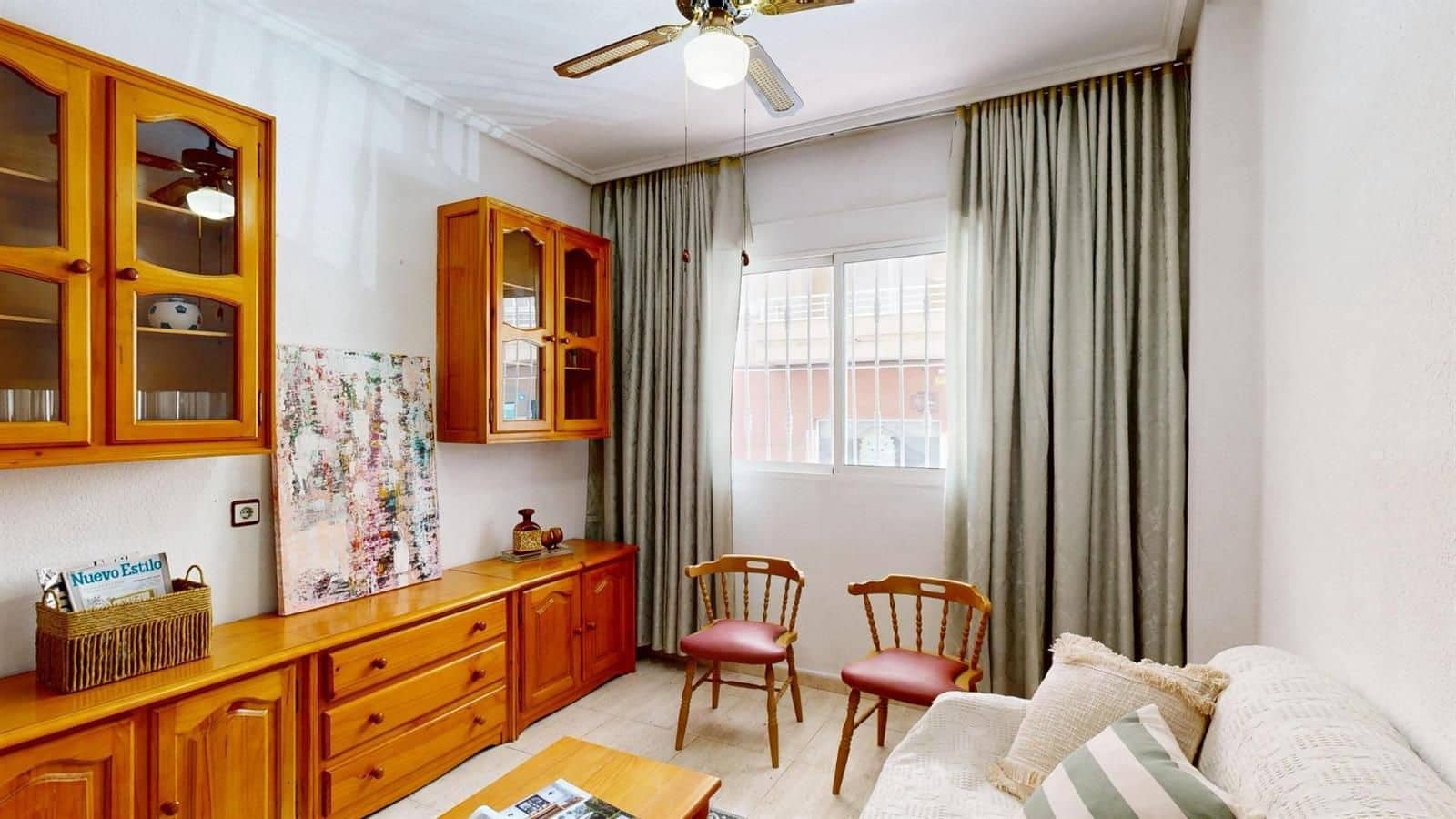 3 soveværelse Villa til salg i Torrevieja - € 132.900 (Ref: 9499950)