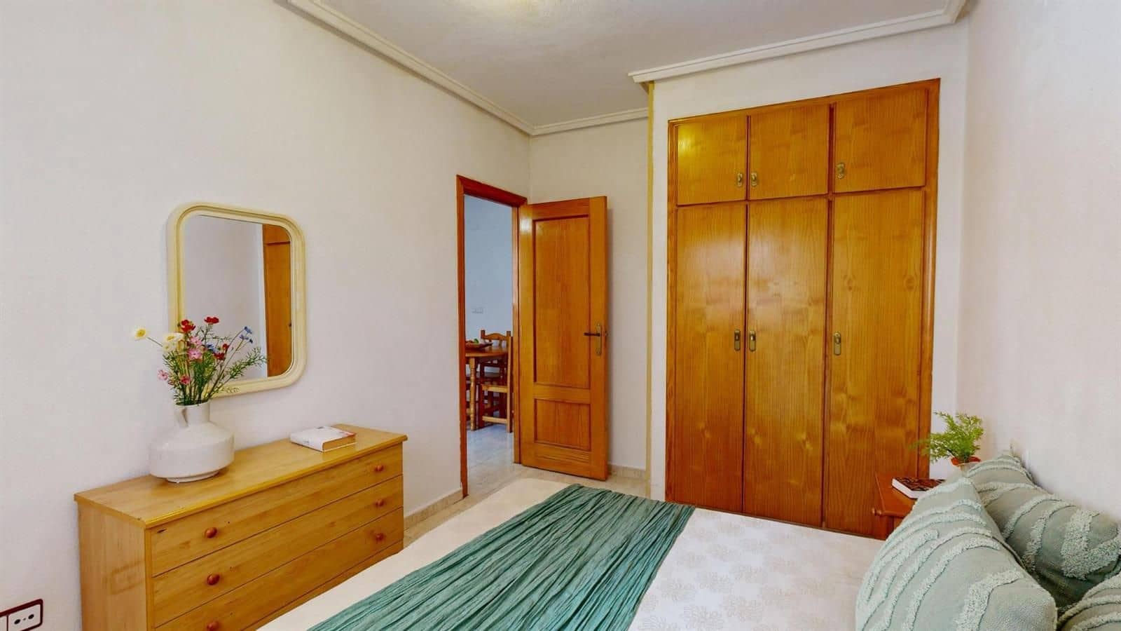 3 soveværelse Villa til salg i Torrevieja - € 132.900 (Ref: 9499950)