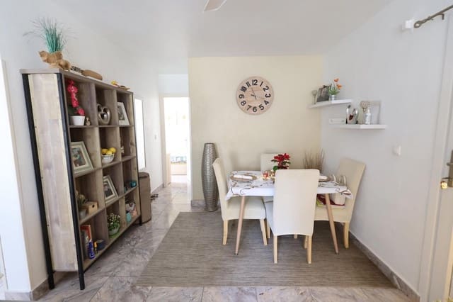 3 makuuhuone Huvila myytävänä paikassa Paraje Natural, Torrevieja mukana uima-altaan - 139 000 € (Ref: 9503176)