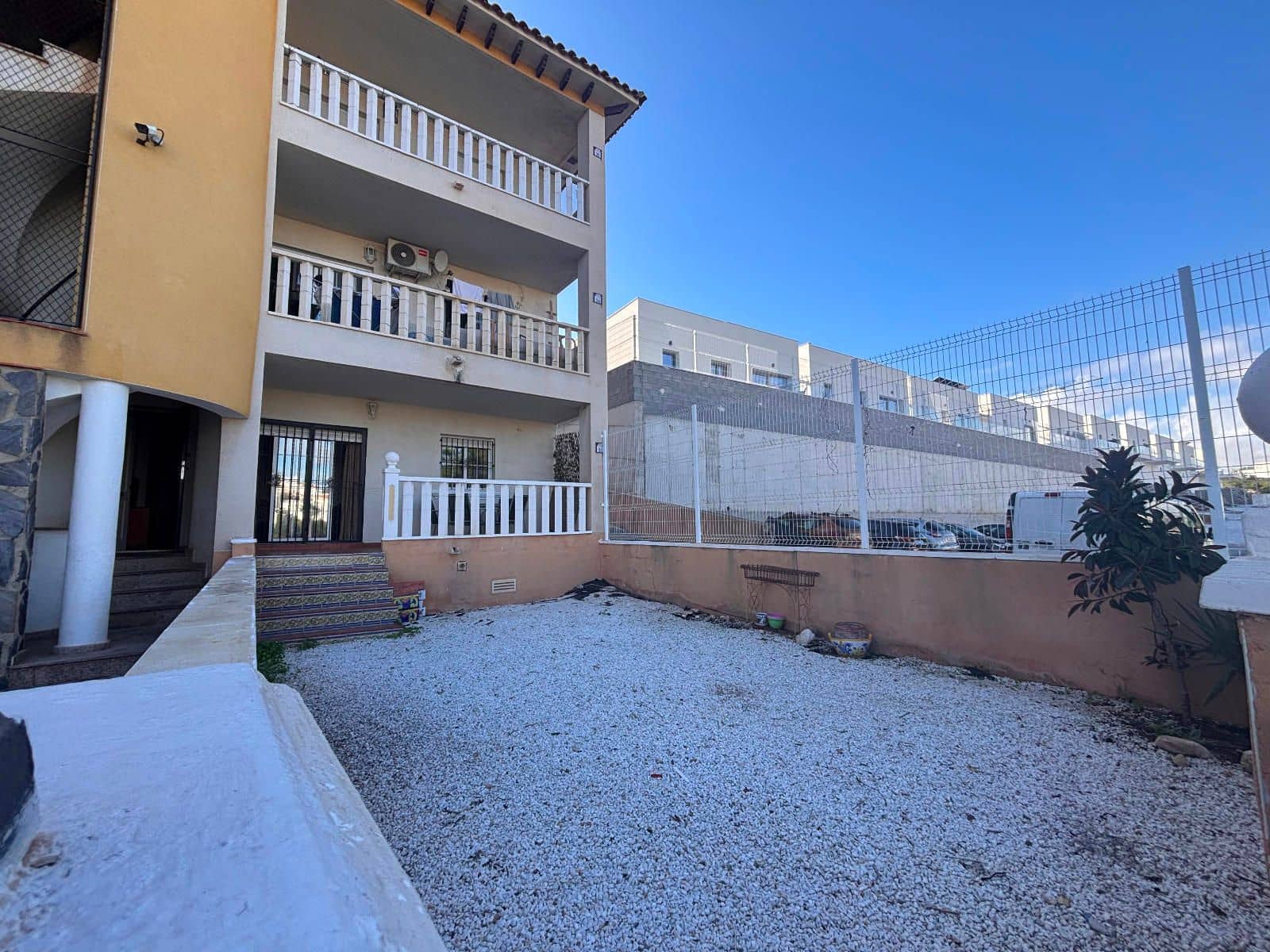 2 sovrum Lägenhet till salu i Orihuela Costa med pool garage - 139 950 € (Ref: 9506374)