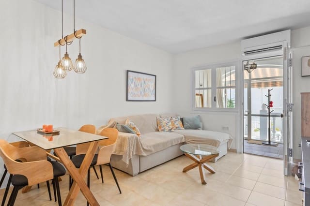 2 quarto Moradia para venda em Torrevieja com piscina - 145 000 € (Ref: 9506800)