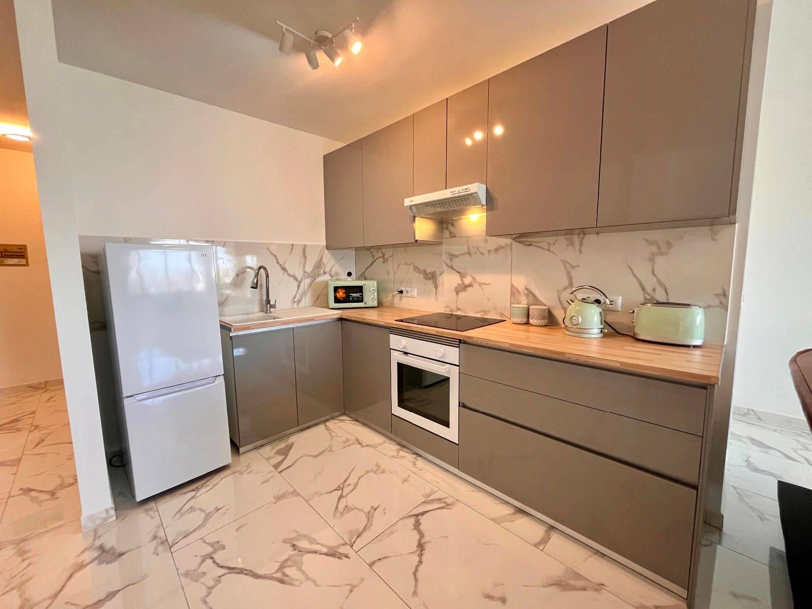 1 chambre Appartement à vendre à Villamartin avec piscine - 155 000 € (Ref: 9508002)