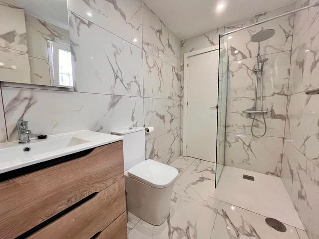 1 chambre Appartement à vendre à Villamartin, Orihuela avec piscine - 155 000 € (Ref: 9508002)