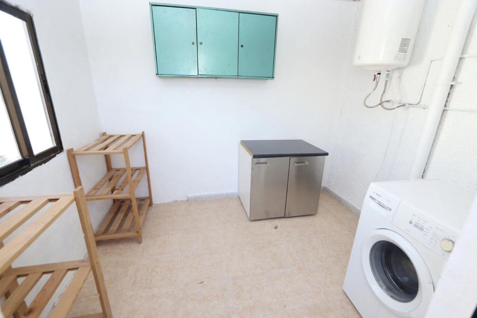 3 makuuhuone Omakotitalo myytävänä paikassa Los Balcones - 165 000 € (Ref: 9511256)