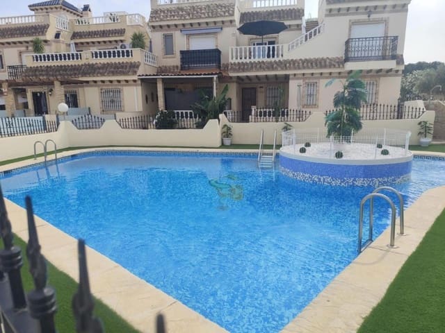 2 quarto Casa em Banda para venda em La Florida, Orihuela com piscina - 181 900 € (Ref: 9511340)