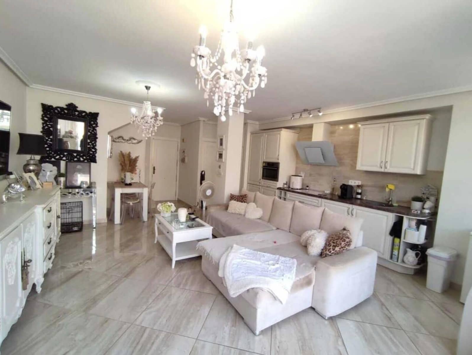 2 sovrum Hus till salu i La Florida med pool - 189 995 € (Ref: 9523512)