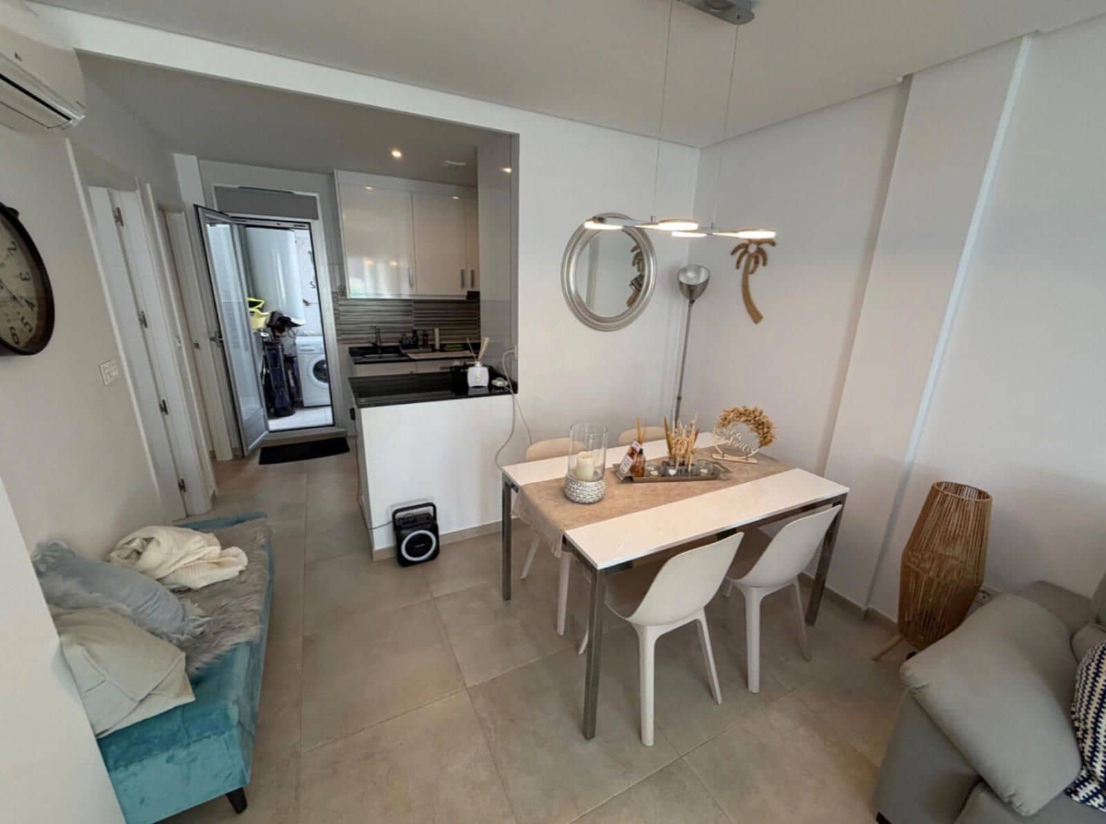 2 soveværelse Villa til salg i La Florida med swimmingpool - € 199.000 (Ref: 9523679)