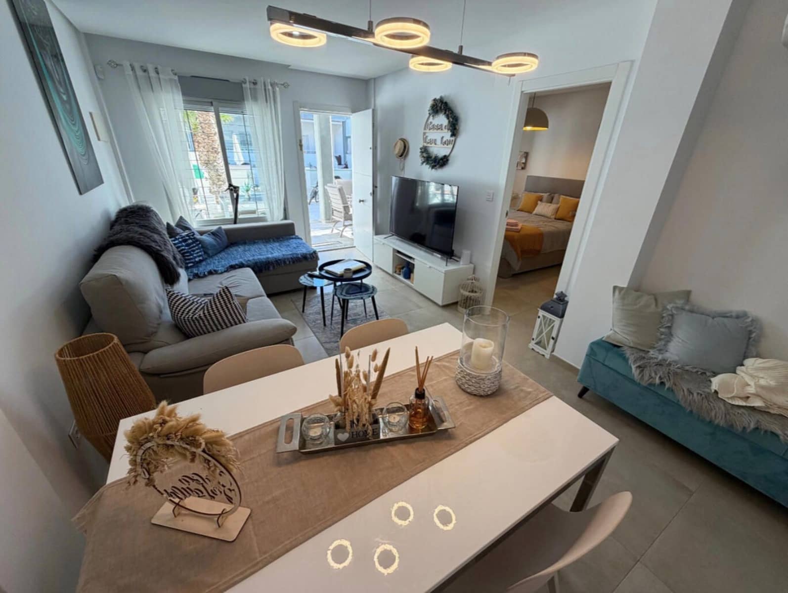 2 soveværelse Villa til salg i La Florida med swimmingpool - € 199.000 (Ref: 9523679)