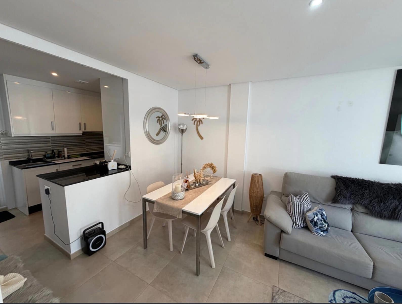 2 soveværelse Villa til salg i La Florida med swimmingpool - € 199.000 (Ref: 9523679)