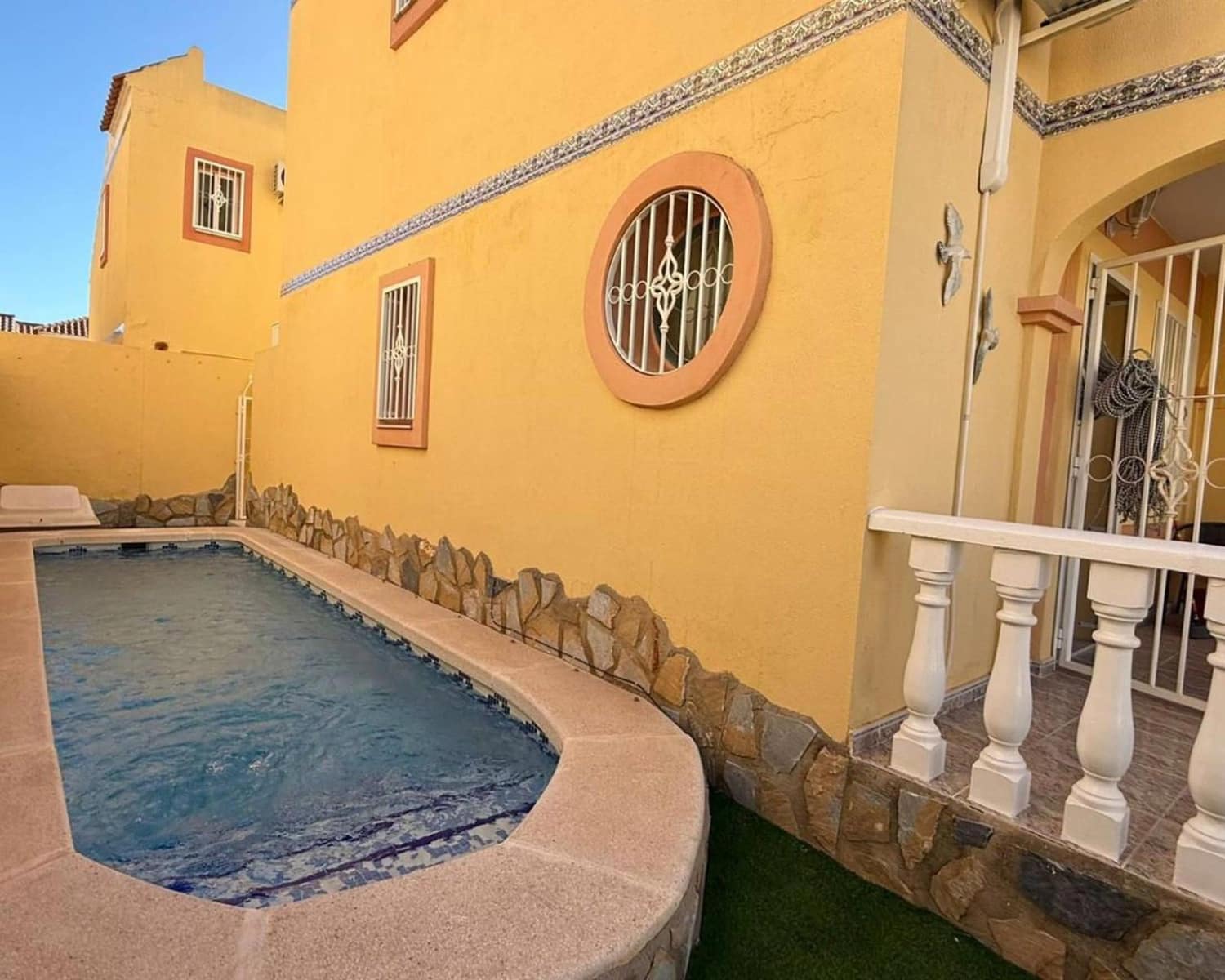 2 Zimmer Villa zu verkaufen in Orihuela Costa mit Pool - 210.000 € (Ref: 9525521)