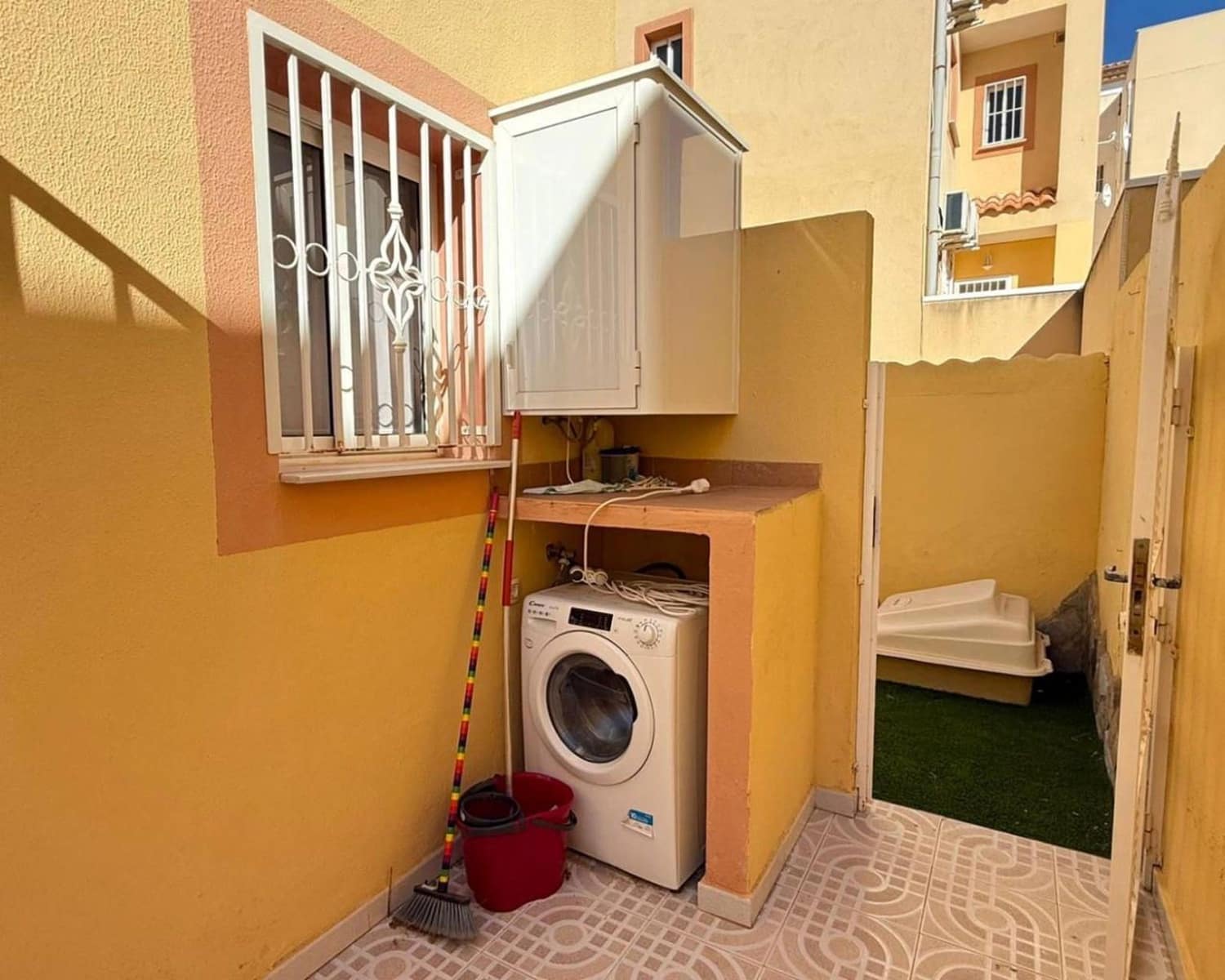 2 Zimmer Villa zu verkaufen in Orihuela Costa mit Pool - 210.000 € (Ref: 9525521)