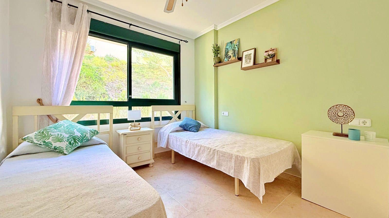 Casa em Banda para venda em Campoamor com piscina - 215 000 € (Ref: 9528970)