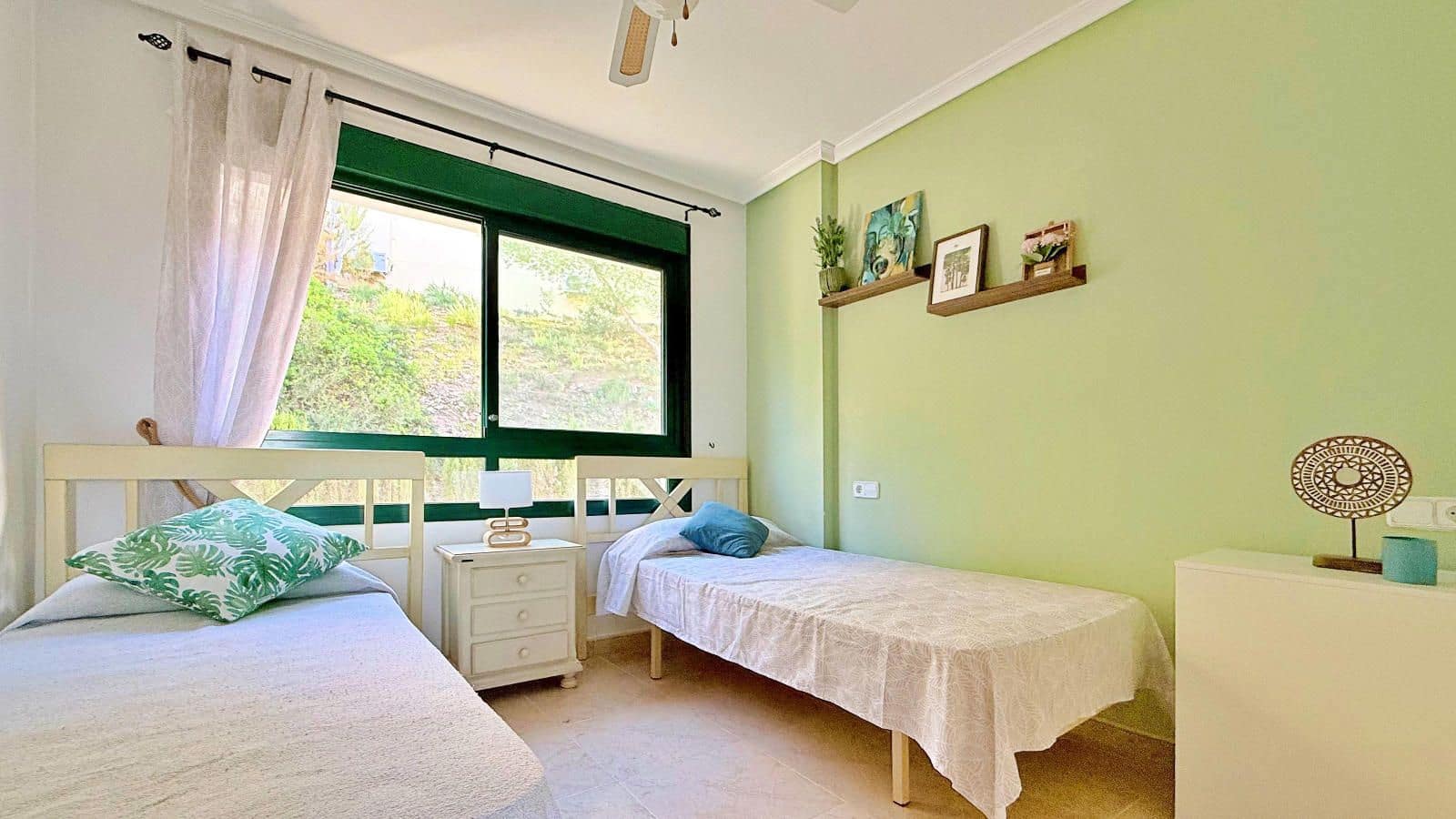 Casa em Banda para venda em Campoamor com piscina - 215 000 € (Ref: 9528970)