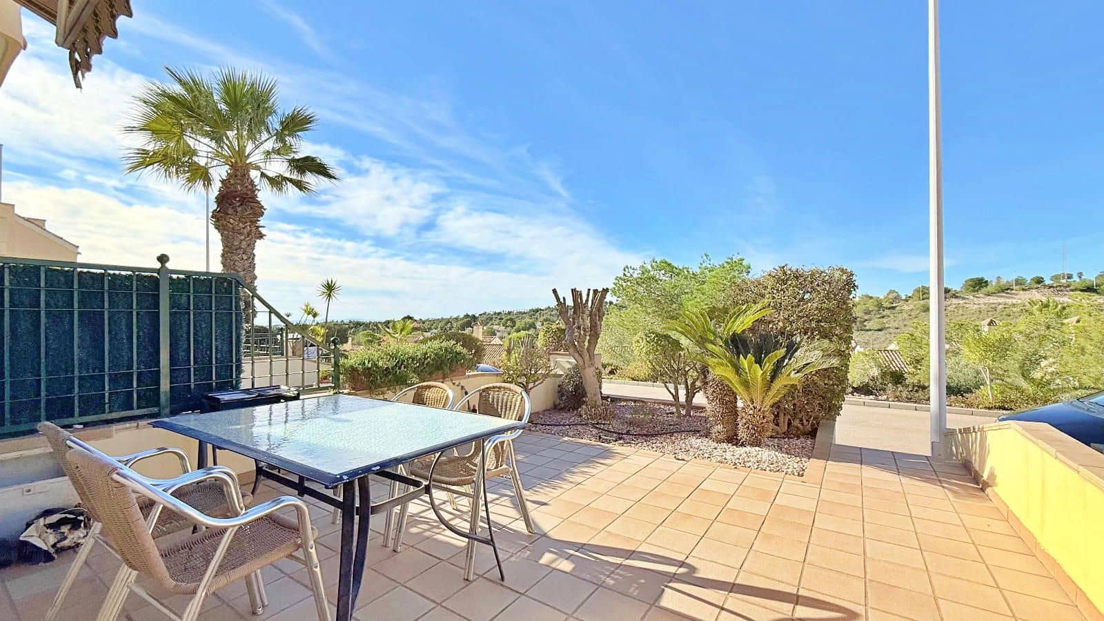 Casa em Banda para venda em Campoamor com piscina - 215 000 € (Ref: 9528970)