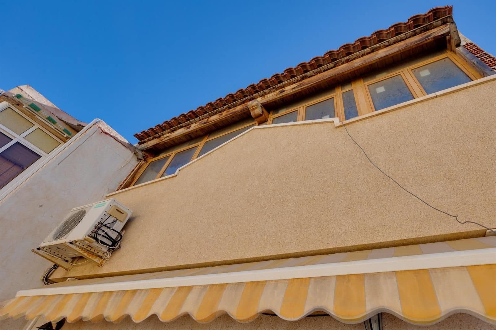 2 soveværelse Penthouse til salg i Torrevieja med swimmingpool garage - € 166.300 (Ref: 9538611)